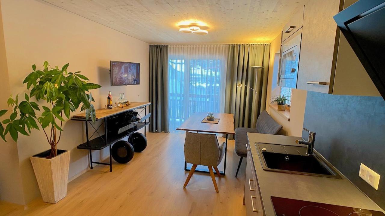 Erdhaeuser Und Apartments Mit Seeblick Und Alleinlage Weissensee Extérieur photo