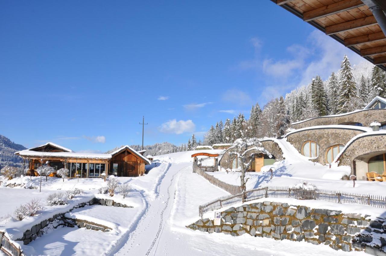 Erdhaeuser Und Apartments Mit Seeblick Und Alleinlage Weissensee Extérieur photo