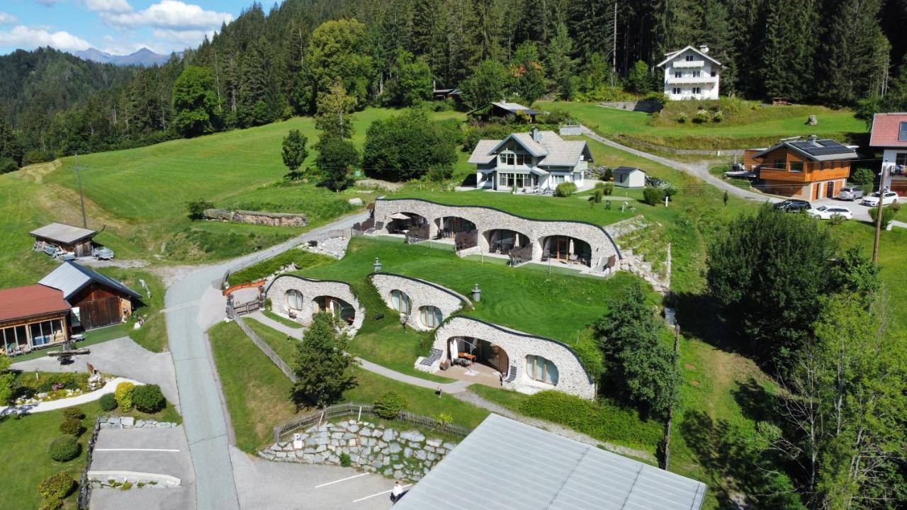Erdhaeuser Und Apartments Mit Seeblick Und Alleinlage Weissensee Extérieur photo
